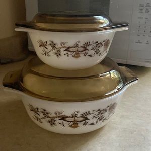 Pyrex 1970s Made in England Pyrex. Brown floral vine in white